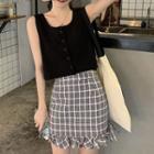 Knit Tank Top/ Ruffle-detail Check Skirt