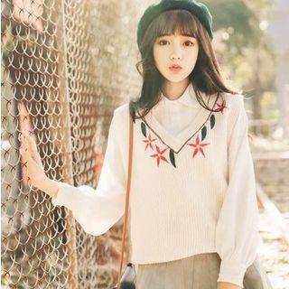 Embroidered V-neck Knit Vest Off-white - One Size