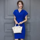 Short Sleeve V-neck Sheath Dress