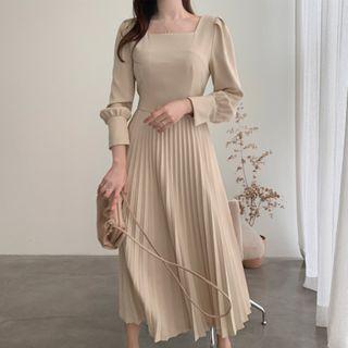 Square Neck Pleated Midi Dress