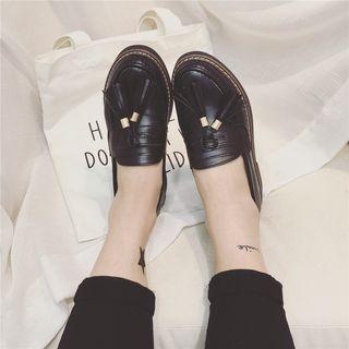 Chunky Heel Tasseled Loafers