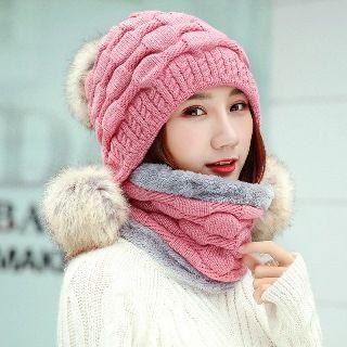 Circle Scarf With Pompom-accent Knit Beanie
