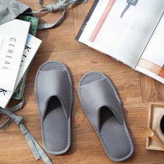 Ribbed Slipper (men)