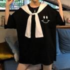 Smile Print Elbow-sleeve T-shirt With Cape