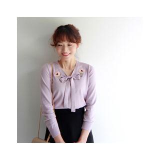 Tie-front Flower Embroidered Knit Top