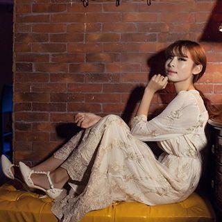 Embroidered 3/4 Sleeve Maxi Dress