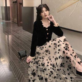 Button Velvet Jacket / Midi A-line Skirt