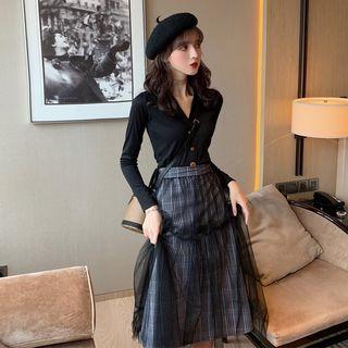 Plain V-neck Long-sleeve Slim-fit Top / Mesh Skirt