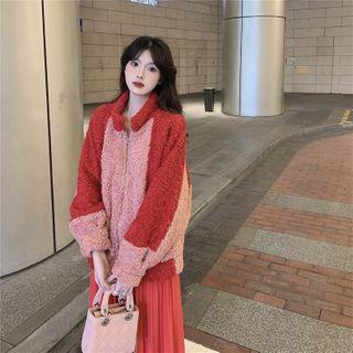 Two Tone Fleece Zipped Jacket / Plain Midi Skirt