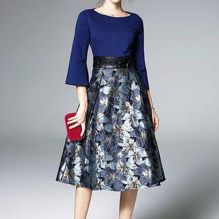 Jacquard Panel 3/4 Sleeve Midi Dress