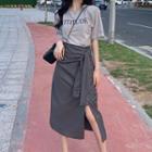 Short-sleeve Lettering T-shirt / Tie-front Midi A-line Skirt