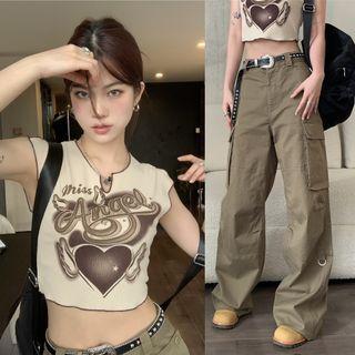 Sleeveless Heart Print Cropped Top / High-waist Loose-fit Cargo Pants