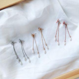 Faux Pearl Metal Flower Dangle Earring