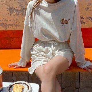 Lion Embroidery T-shirt & Shorts Set