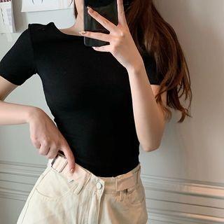 Ribbon Open-back Short-sleeve Top