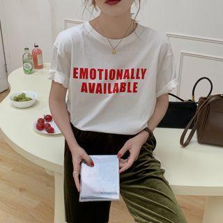 Short-sleeve Lettering T-shirt 09073 - Red Lettering - White - One Size