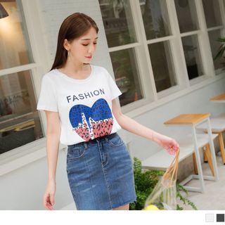 Sweetheart Short-sleeve Round Neck T-shirt
