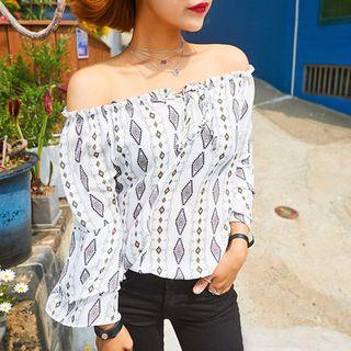 Off-shoulder Long-sleeve Pattern Top