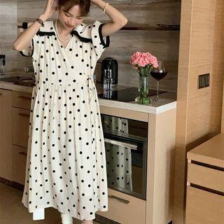 Short-sleeve V-neck Dotted Midi A-line Dress White - One Size