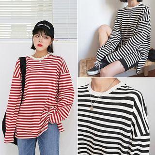 Slit-side Stripe Oversized T-shirt