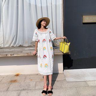 Short-sleeve Lace Embroidered Dress