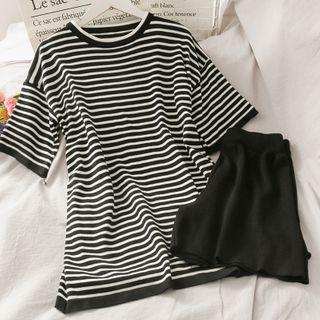 Set: Striped Loose T-shirt + Shorts Black - One Size