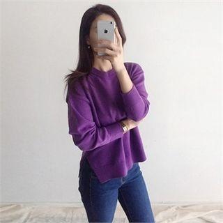 Round-neck Slit-hem Colored Knit Top
