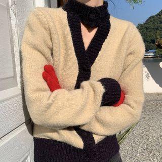 Long-sleeve Contrast Trim V-neck Knit Cardigan