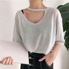 Key Hole Front Tee