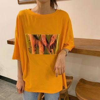 Elbow-sleeve Holographic Print T-shirt