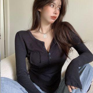 Round-neck Plain Pocket Button-up Cropped Top