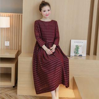Striped 3/4-sleeve Midi Dress