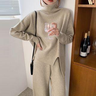Mock Neck Sweater / Wide-leg Knit Pants