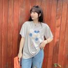 Elbow-sleeve Balloon Embroidered T-shirt