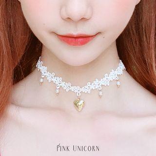 Alloy Heart Lace Choker White - One Size