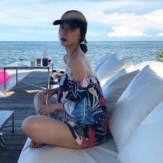 Elbow-sleeve Off Shoulder Print Top