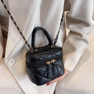 Quilted Chain Mini Crossbody Bucket Bag