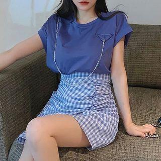 Set: Short-sleeve Chain T-shirt + Plaid A-line Skirt