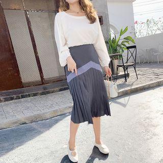 Color Panel Midi A-line Pleated Skirt