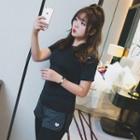 Sport Set: Short-sleeve T-shirt + Leggings Inset Shorts