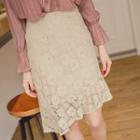 Lace Ruffled Pencil Skirt
