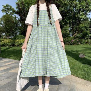 Short-sleeve T-shirt / Plaid Overall Dress
