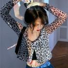 Leopard Light Jacket / Plain Camisole Top / Loose-fit Jeans / Sweatpants