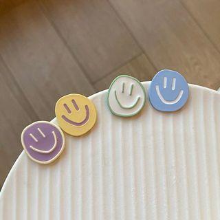 Smiley Ear Stud