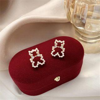 Bear Faux Pearl Earring