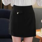Faux-pearl Button Mini Skort