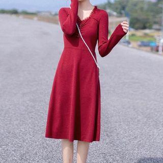 V-neck Ruched A-line Knit Dress