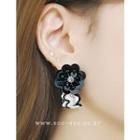 Flower Pendant Laced Earrings