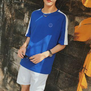 Smiley Embroidered Contrast Trim Short Sleeve T-shirt