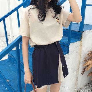 Embroidered Short-sleeve Long T-shirt / A-line Skirt
